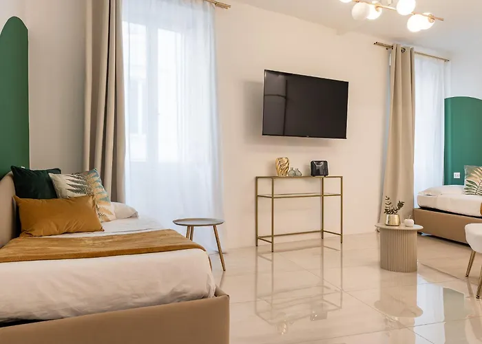 The Heritage 4 Guests Piazza Di Spagna & Trevi Tatil Evi *