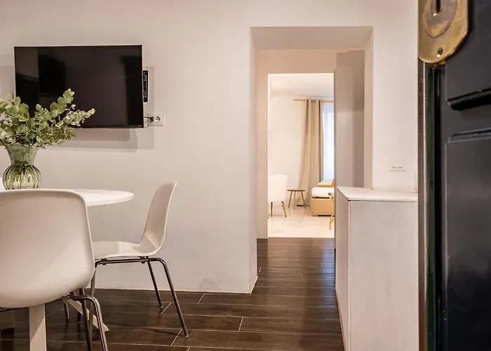 The Heritage 4 Guests Piazza Di Spagna & Trevi *