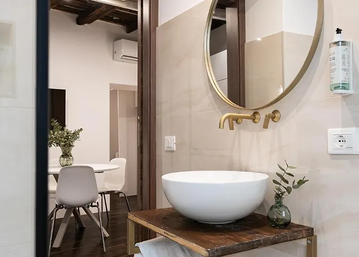 The Heritage 4 Guests Piazza Di Spagna & Trevi Holiday home Rome